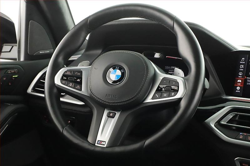 BMW X7 (2021) xDrive40d - fotka 8 z 20