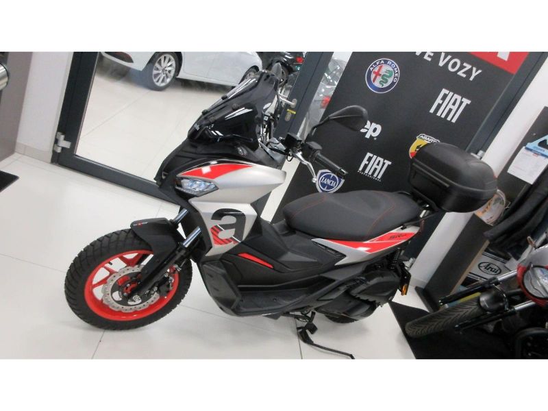 Aprilia (2026) SR GT 125 SPORT e5+ - fotka 4 z 12