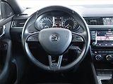 Škoda Octavia (2013) RS 2.0 TDI, Serv.kniha, Navi - náhled 15