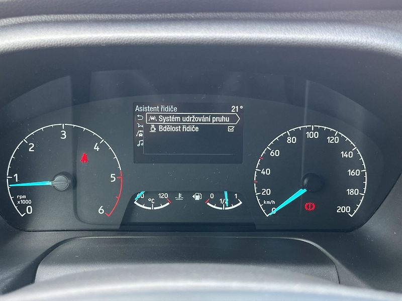 Ford Tourneo Custom (2021) TITANIUM L2 2.0 Ecoblue 136kW, - fotka 13 z 22