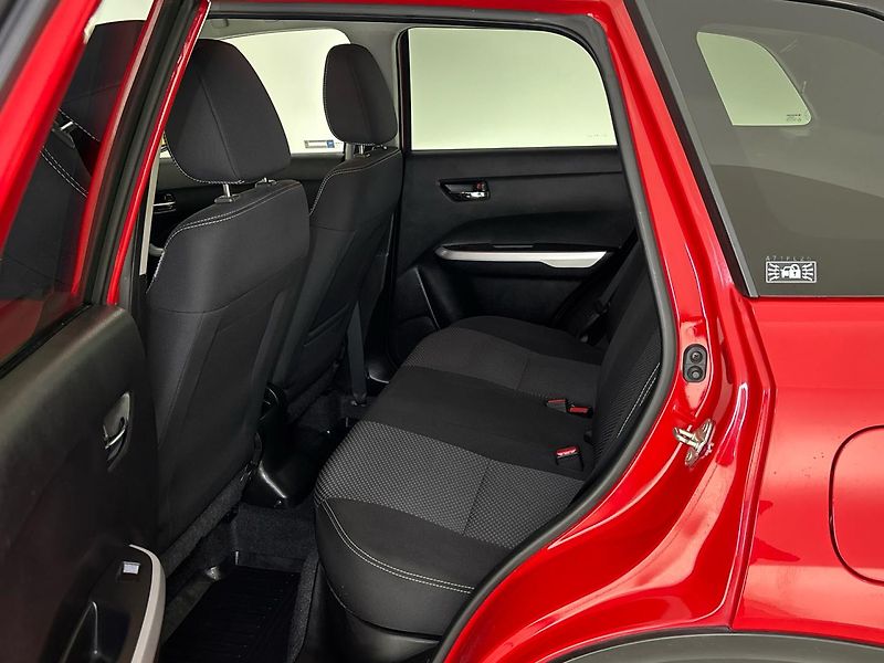 Suzuki Vitara SUV - fotka 8 z 30