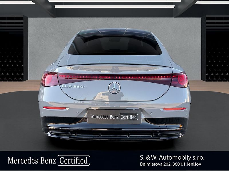 Mercedes-Benz CLA 250+ s technologií EQ - fotka 6 z 36