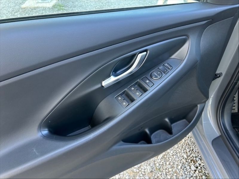 Hyundai i30 1,0 T-GDI N-line - fotka 11 z 11