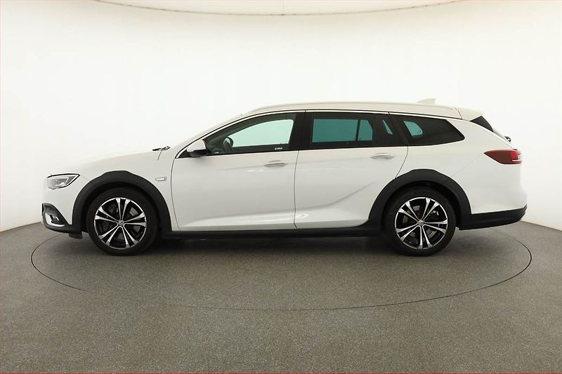 Opel Insignia (2018) 2.0 Turbo 4x4, 4X4, Automat - fotka 3 z 17