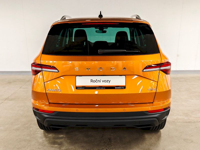 Škoda Karoq (2025) 2.0 TDI 110 kW DSG 4x4 Top Sel - fotka 28 z 32