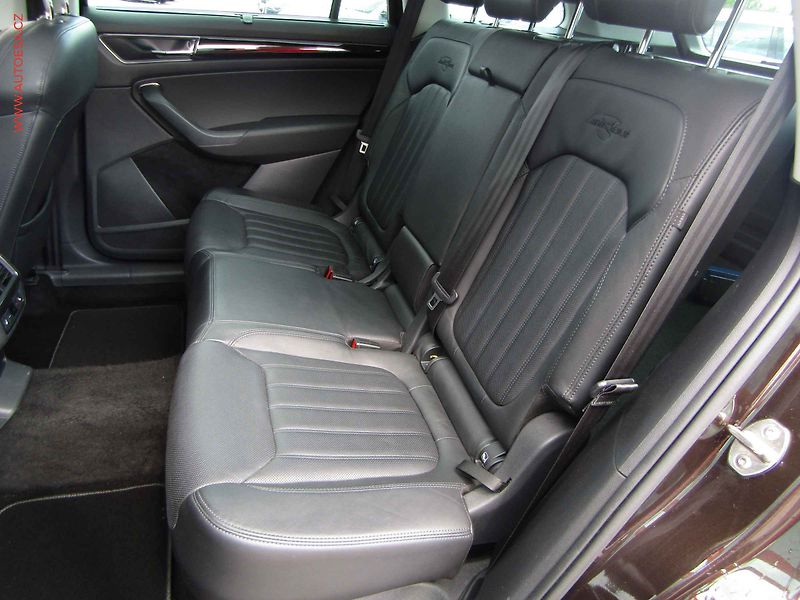 Škoda Kodiaq (2019) 2.0 TDi 4x4, ČR, L&K, DSG - fotka 10 z 26