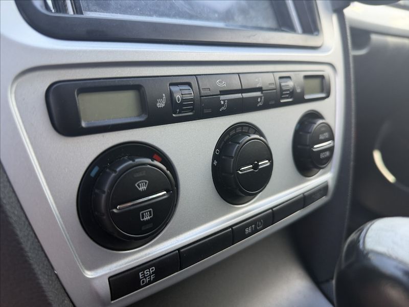 Škoda Octavia 2,0 TDI RS 125kW - fotka 14 z 23