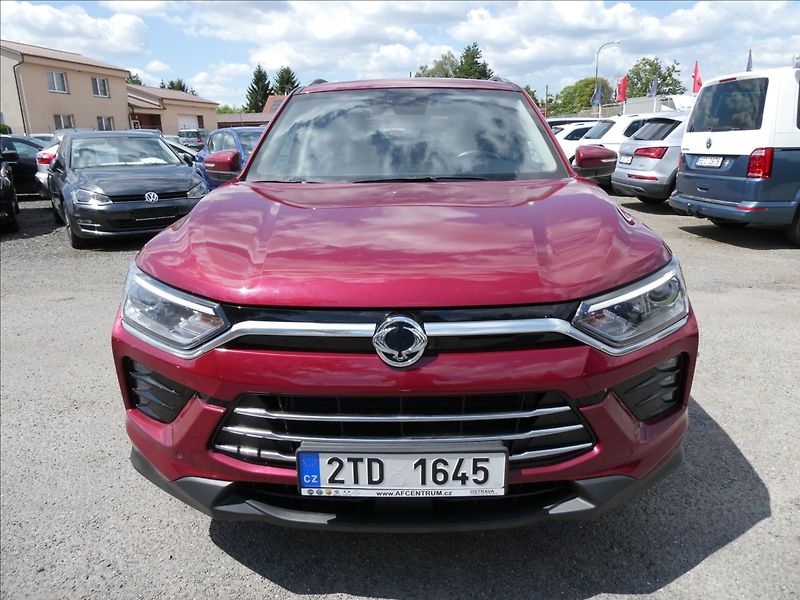 SsangYong Korando 1,5 T-GDI 120kW Automat,Style - fotka 2 z 39