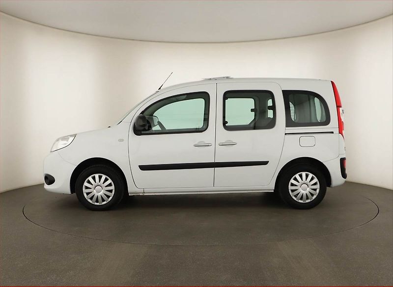 Renault Kangoo (2021) Zen 1.5 dCi, 5Míst, ČR, 1Maj - fotka 3 z 12
