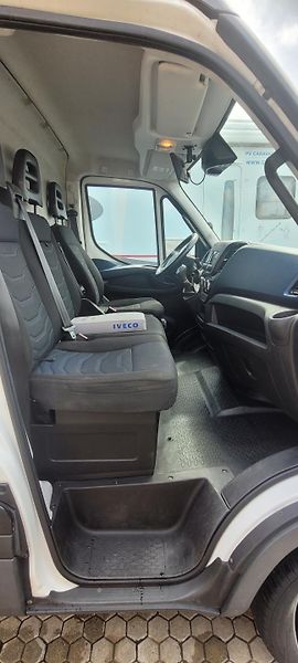 Iveco Daily (2019) 2,3TDi 100kW Diesel Automatik  - fotka 10 z 30