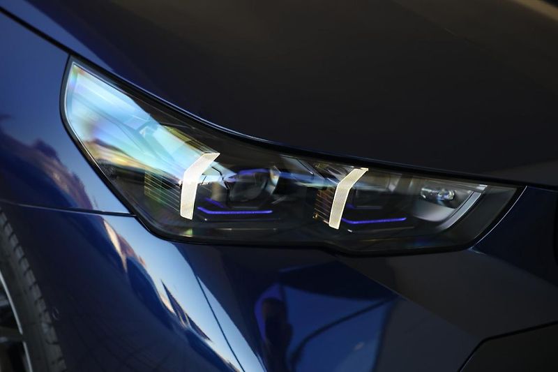 BMW Řada 5 540d xDrive Touring - fotka 17 z 18