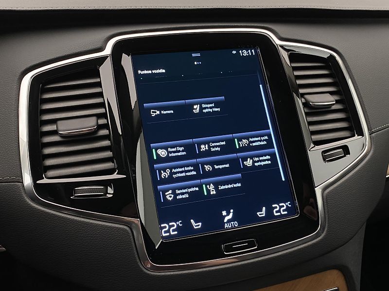 Volvo XC90 B5 AWD INSCRIPTION REZERVACE - fotka 43 z 49