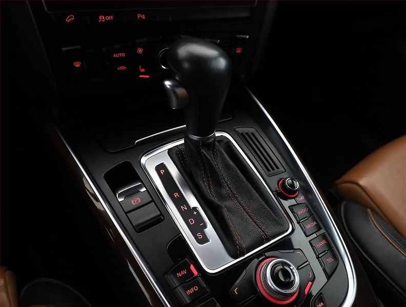 Audi Q5 (2012) 2.0 TDI, 4X4, Automat - fotka 12 z 18