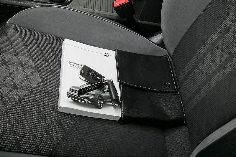 Volkswagen Tiguan Allspace 2.0TDI 147kW R-Line ZÁRUKA 7m - fotka 44 z 44