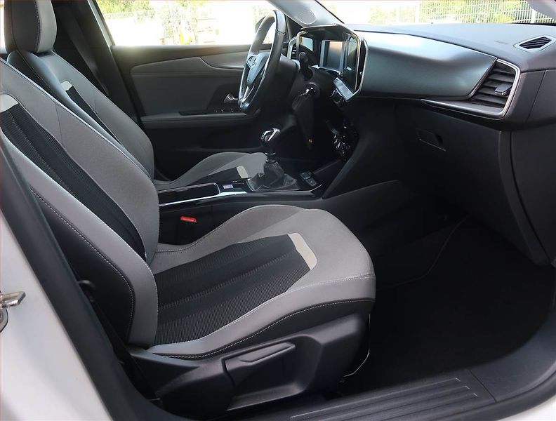 Opel Mokka (2022) 1.2 Turbo, Serv.kniha, Kůže - fotka 9 z 17