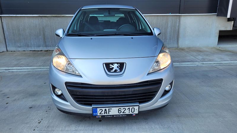 Peugeot 207 1,4i KOUPENO V ČR - fotka 2 z 18