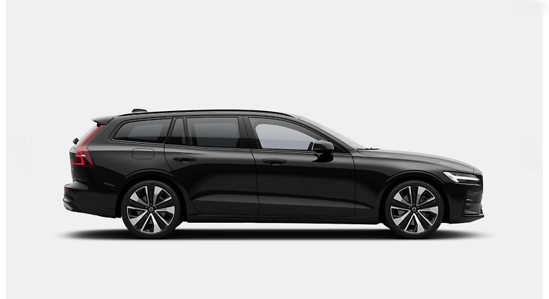Volvo V60 (2026) B4 PLUS DARK AUT - fotka 17 z 19