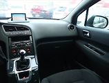Peugeot 5008 (2013) Active 2.0 BlueHDi, 7 míst - náhled 8