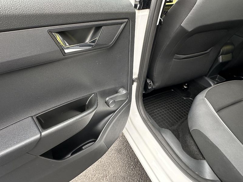 Škoda Fabia (2016) III KOMBI 1.4TDI/66kW 2.Maj *  - fotka 20 z 36
