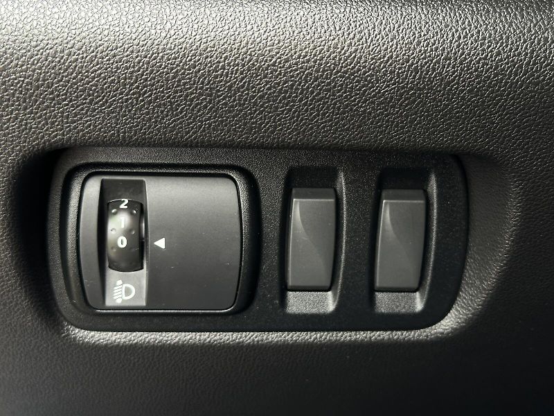 Renault Kadjar 1.3TCe 7AT EDC 140PS Tempomat - fotka 16 z 45