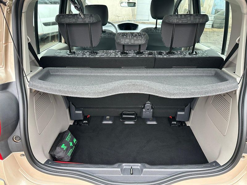 Renault Modus (2004) 1.6 16v 65kw - fotka 11 z 22