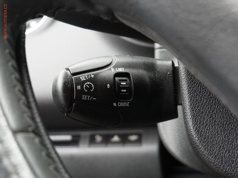 Peugeot 3008 (2012) 1.6 HDi, AC, temp - fotka 15 z 17