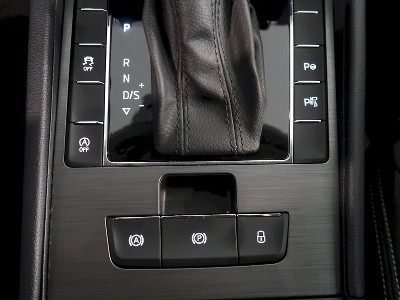 Škoda Superb (2021) STYLE 2.0TDI 147KW 4x4 DSG TAŽ - fotka 35 z 42