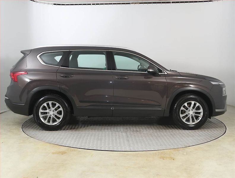 Hyundai Santa Fe (2023) 2.2 CRDi - fotka 6 z 20