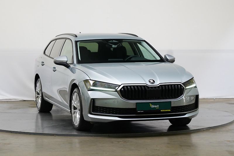 Škoda Superb - fotka 8 z 26