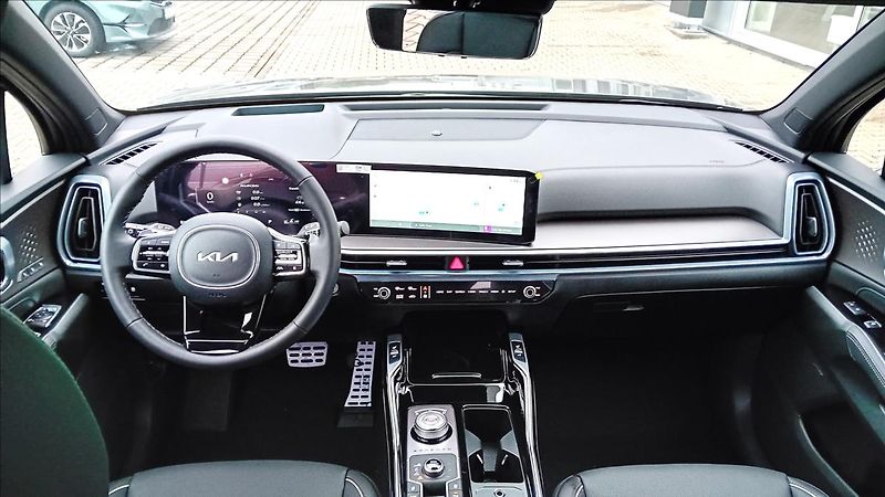 Kia Sorento 2,2 CRDI 8DCT TOP - fotka 8 z 12