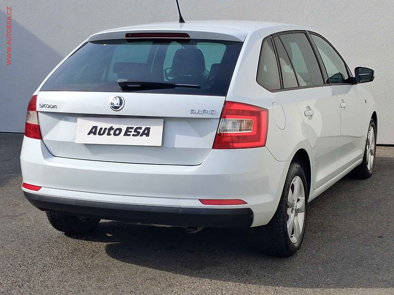 Škoda Rapid (2014) 1.2TSi, ČR, STK9/28 - fotka 4 z 15
