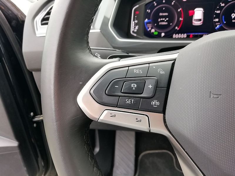 Volkswagen Tiguan Allspace 1,5 TSI DSG Life 110 kW - fotka 11 z 23