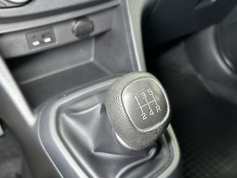 Hyundai i10 Hatchback - fotka 20 z 24