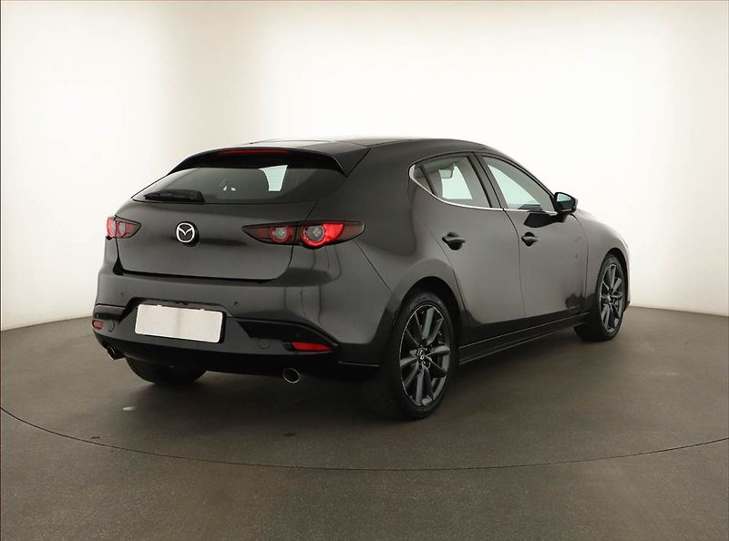 Mazda 3 (2020) 2.0 Skyactiv-G, ČR,1.maj, Navi - fotka 5 z 15