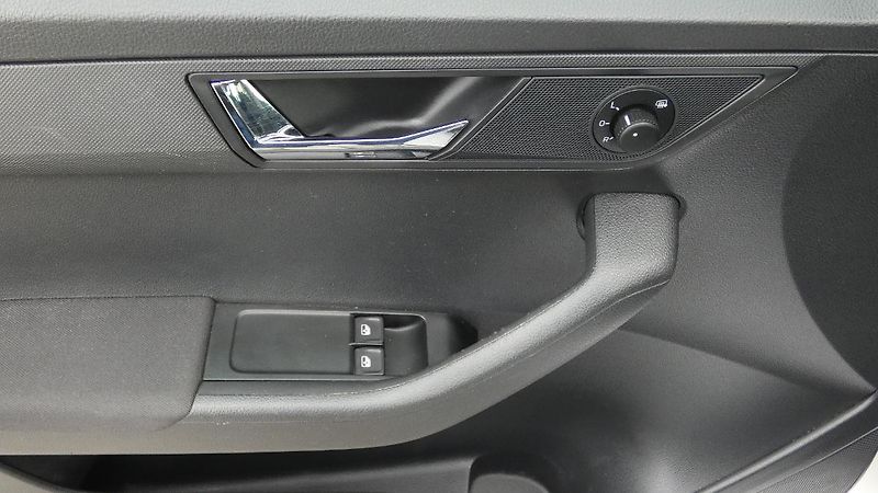 Škoda Fabia Combi 1,0 TSI Ambition Tour - fotka 9 z 22