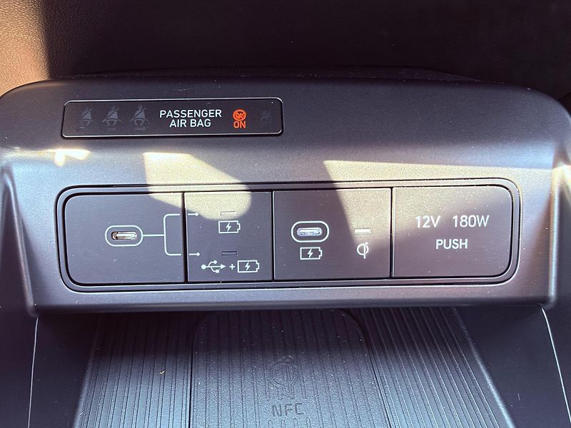 Hyundai Kona 1,6-110KW,AUTOMAT,TAŽNÉ,S-TECH - fotka 24 z 31