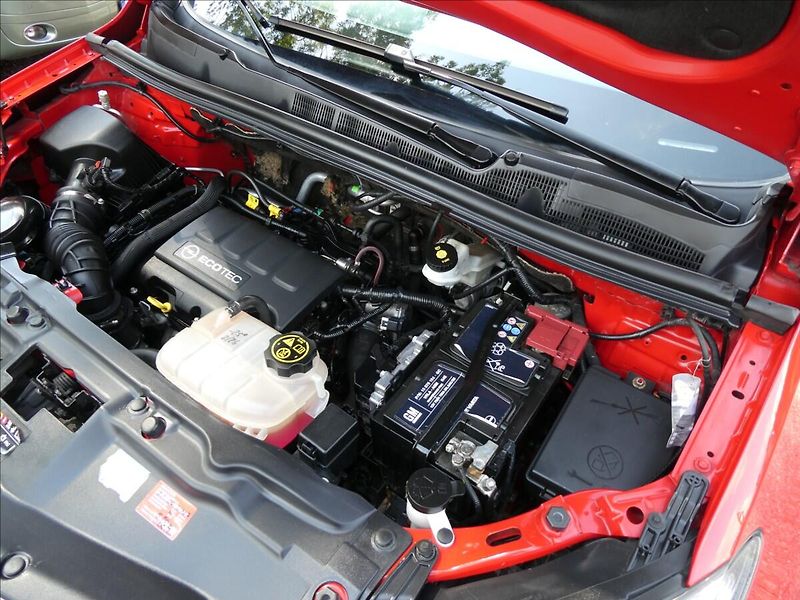 Opel Mokka 1,4 T 103kW Innovation,2x kola - fotka 38 z 48