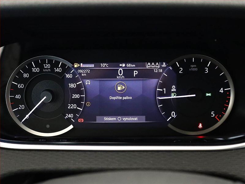 Land Rover Range Rover Evoque (2022) D165 AWD - fotka 9 z 19