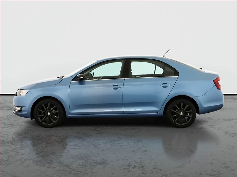 Škoda Rapid (2018) Style 1.0 TSI, Park. senzory - fotka 3 z 16