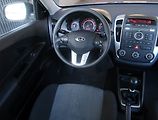 Kia Ceed (2011) 1.6 CVVT, Serv.kniha - náhled 7