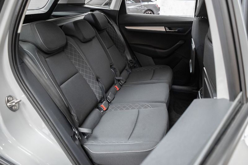 Škoda Karoq 2.0TDI*REZERVACE* - fotka 12 z 44