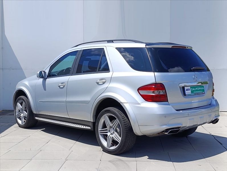 Mercedes-Benz Třídy M 3,0 CDi 4Matic AMG Kůže Navi - fotka 11 z 31