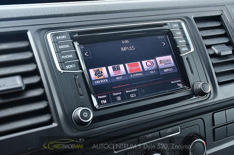 Volkswagen T6 2.0TDi 103kW L2H2 - fotka 22 z 53