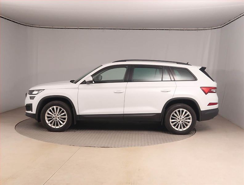 Škoda Kodiaq (2022) Ambition Plus 1.5 TSI - fotka 3 z 16