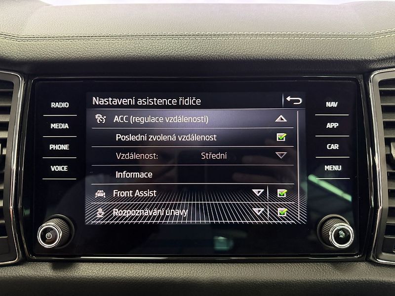 Škoda Kodiaq 2.0 TDI DSG 4X4 STYLE PLUS, AL - fotka 18 z 29