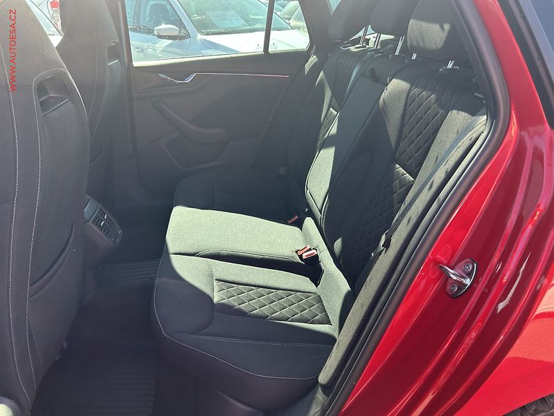 Škoda Scala (2019) 1.5TSi, ČR, Style, DSG - fotka 10 z 16
