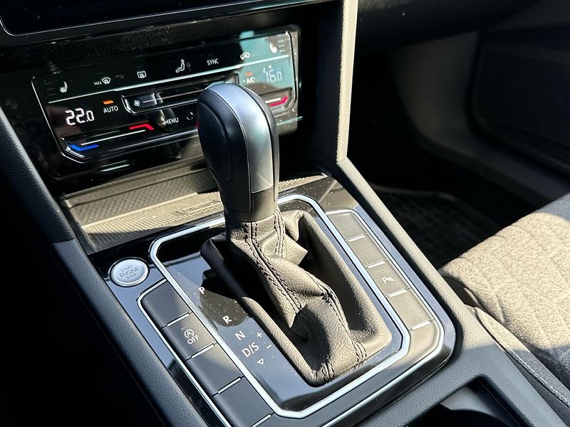 Volkswagen Passat Business 2.0 TDI 110 kW DSG Va - fotka 18 z 26