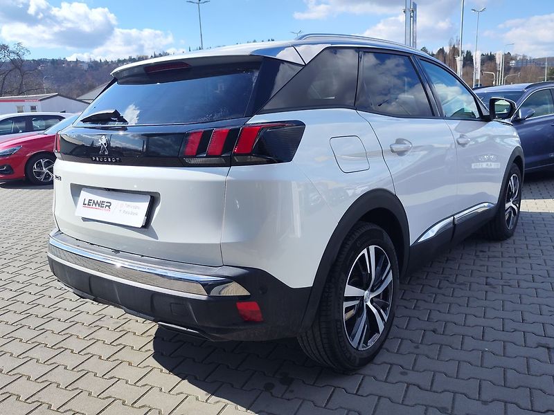 Peugeot 3008 1.5 BlueHDi/96kW Allure S&S AT - fotka 5 z 36