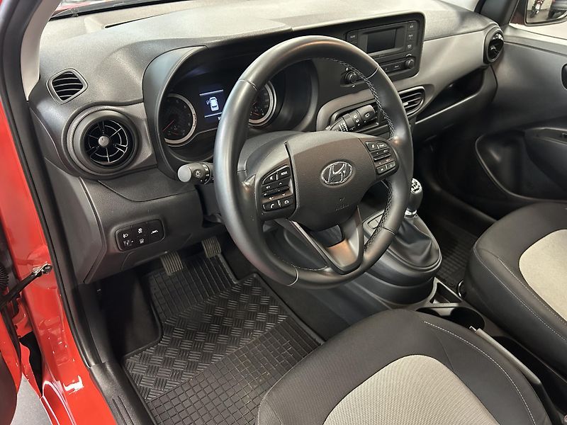 Hyundai i10 (2021) 1.0 Comfort GO Klima Tempomat - fotka 6 z 21