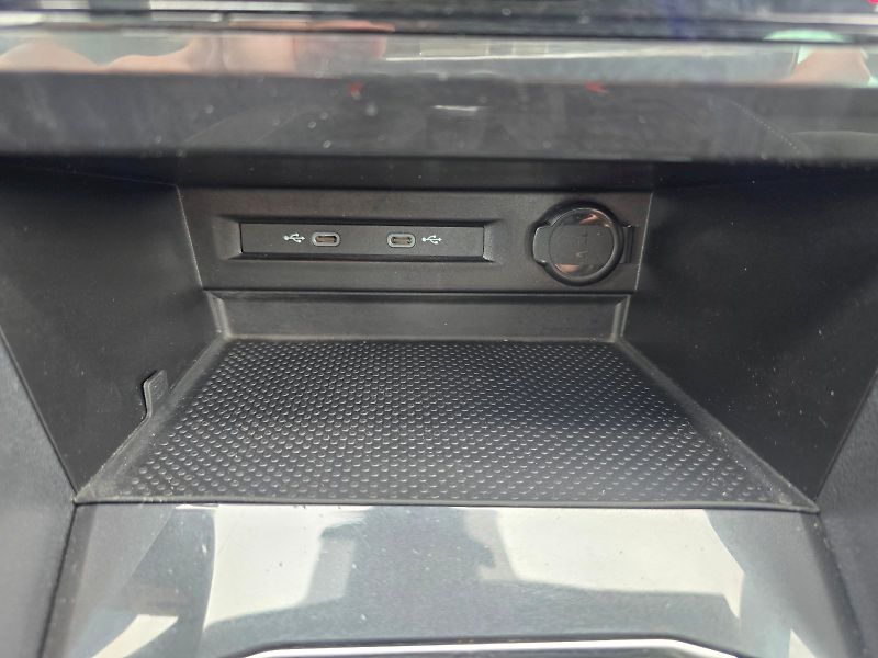 Volkswagen Tiguan (2023) 1,5TSI 110KW DSG LIFE - fotka 17 z 33